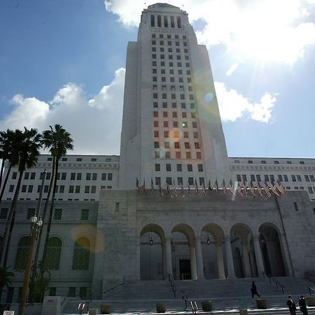 Metro Plaza Hotel Los Angeles Exterior photo