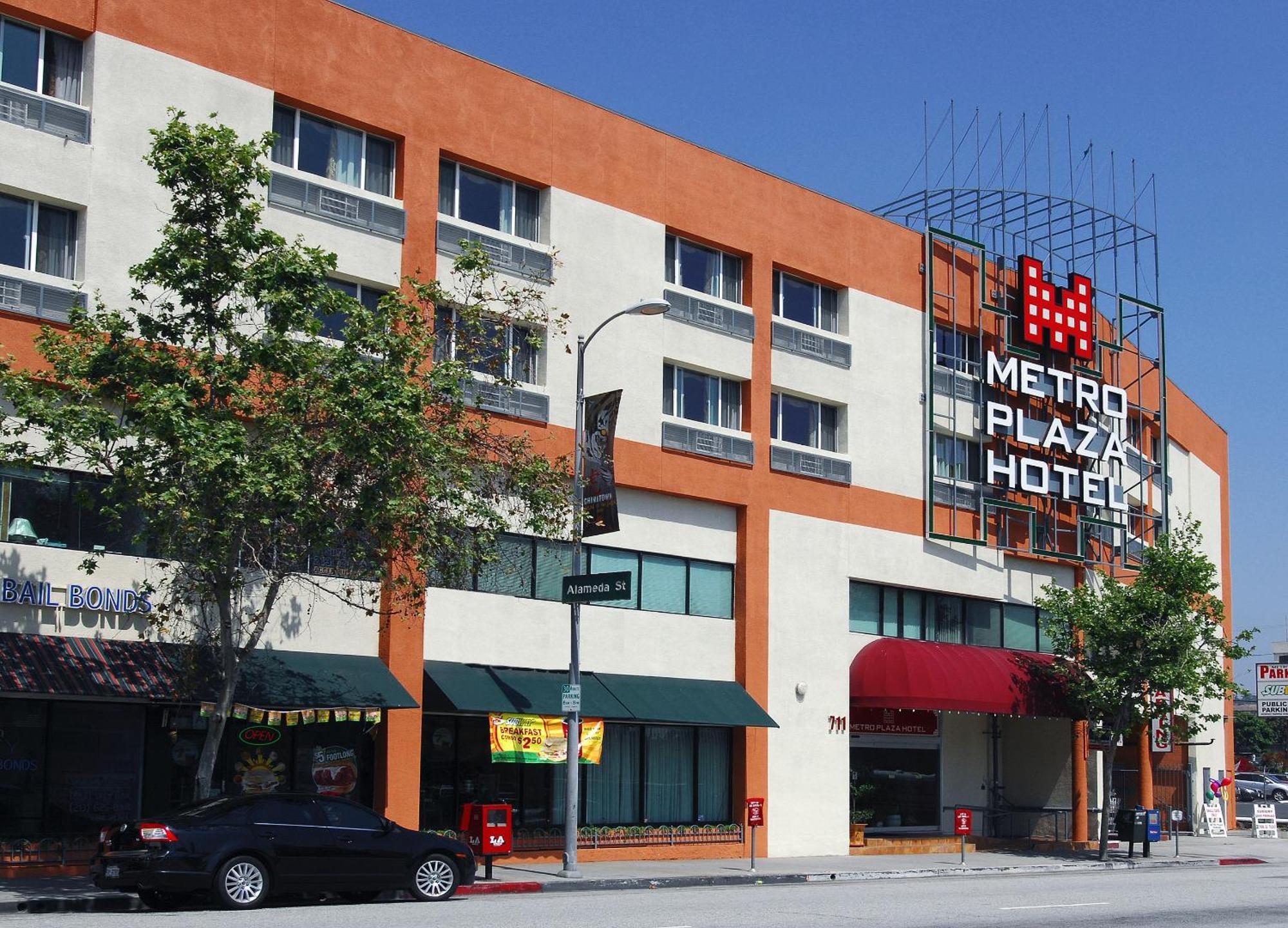 Metro Plaza Hotel Los Angeles Exterior photo